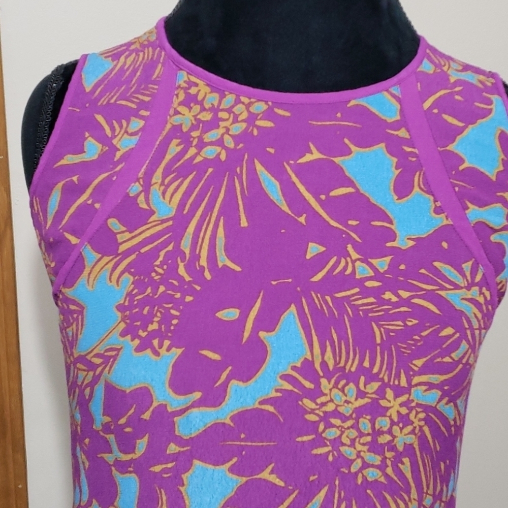 Cabi sleeveless crepe top purple blue tropical